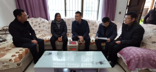 12.19县委书记高宇明带队到道院社区调研巩固拓展脱贫攻坚成果同乡村振兴有效衔接工作 (1) 12.19县委书记高宇明带队到道院社区调研巩固拓展脱贫攻坚成果同乡村振兴有效衔接工作 (1)
