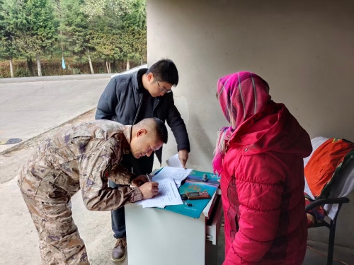 5b345475e5d3889d507ceb750077caca