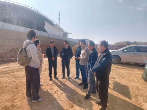 7fa52abd0fc4e4cc2681a97a0ffe09a4